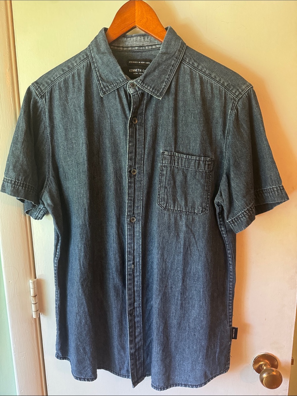Kenneth Cole Short-Sleeve Denim Button-Up in Dark Blue